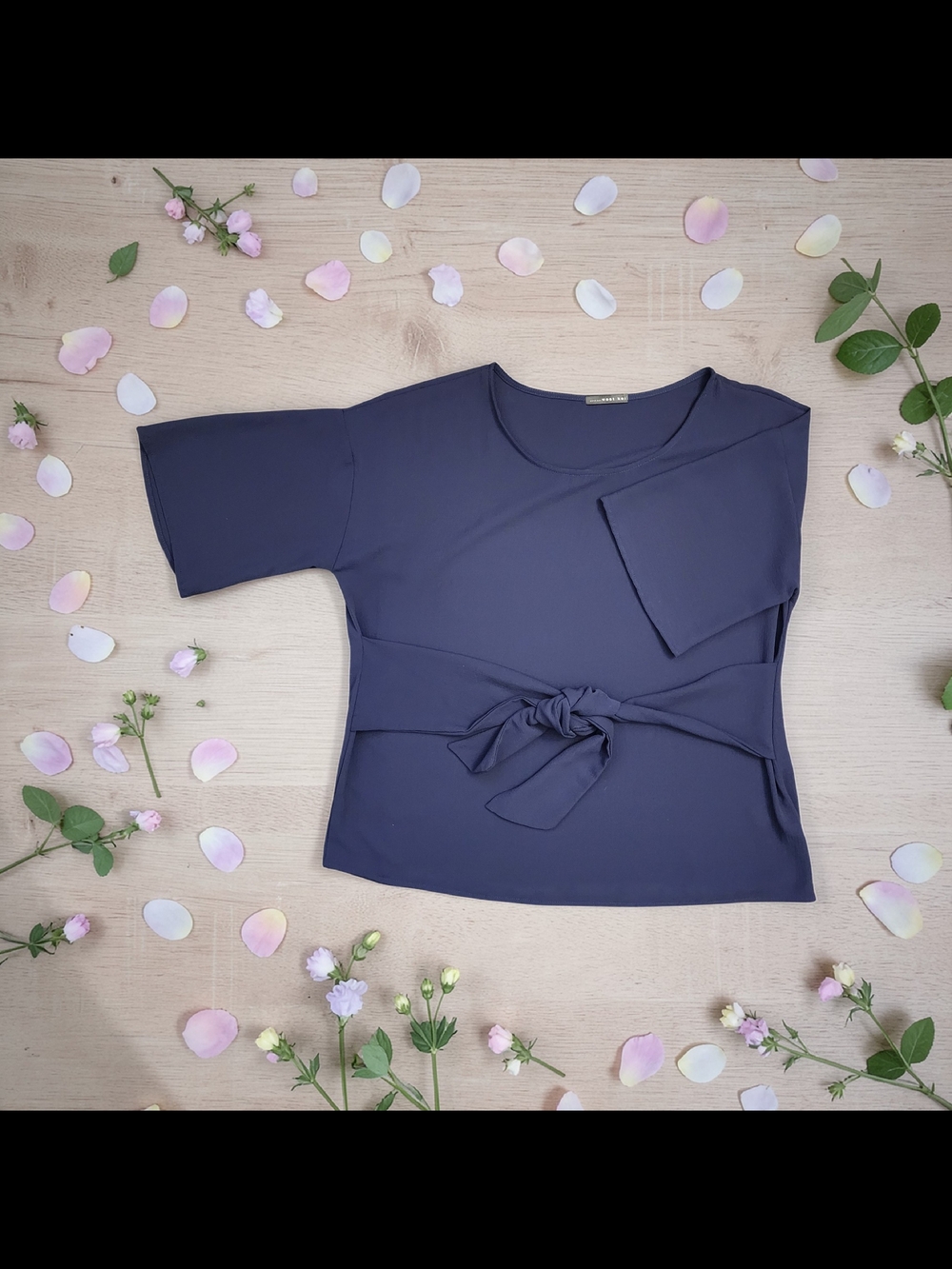 Navy Blue Tie-Waist Short Sleeve Blouse, Size Large By West Kei